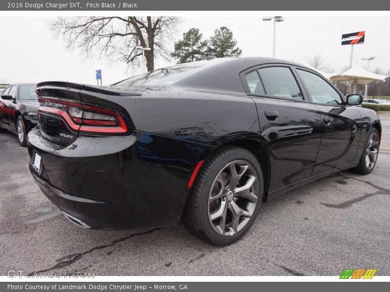Pitch Black / Black 2016 Dodge Charger SXT