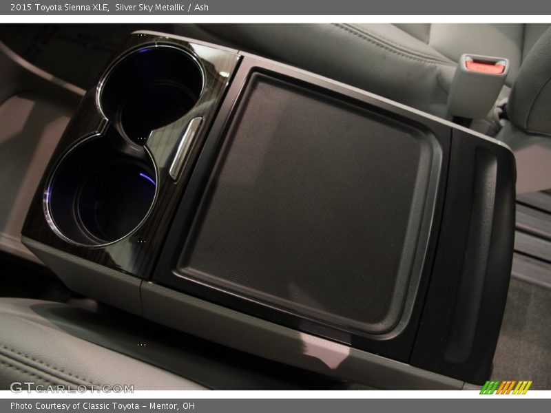 Silver Sky Metallic / Ash 2015 Toyota Sienna XLE