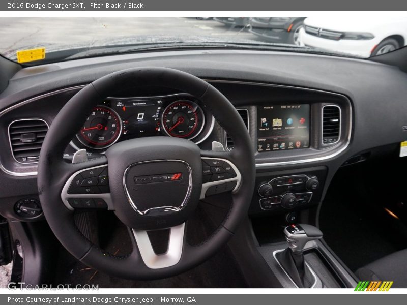 Pitch Black / Black 2016 Dodge Charger SXT