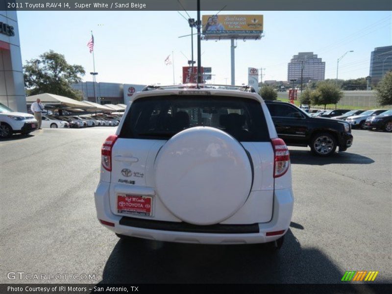 Super White / Sand Beige 2011 Toyota RAV4 I4