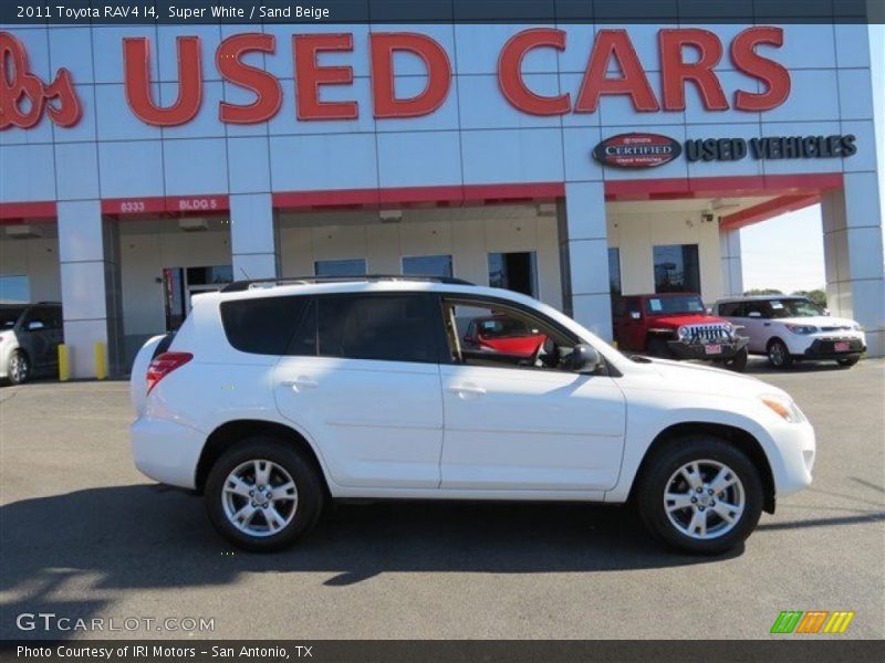Super White / Sand Beige 2011 Toyota RAV4 I4