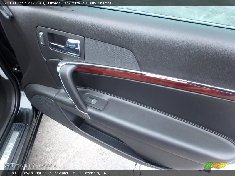 Tuxedo Black Metallic / Dark Charcoal 2010 Lincoln MKZ AWD