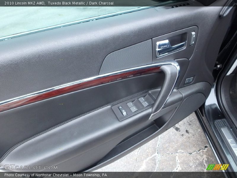 Tuxedo Black Metallic / Dark Charcoal 2010 Lincoln MKZ AWD