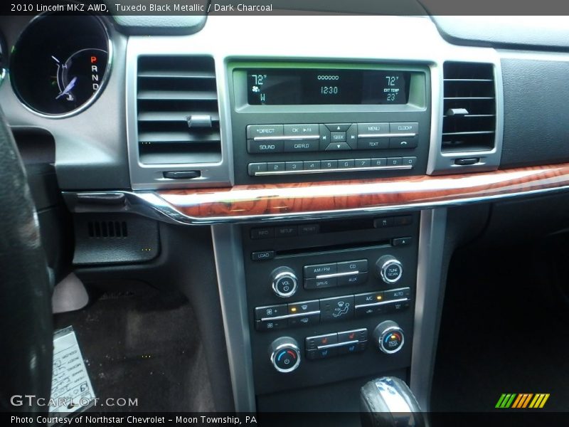 Tuxedo Black Metallic / Dark Charcoal 2010 Lincoln MKZ AWD