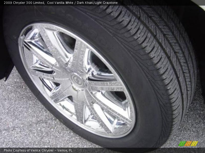 Cool Vanilla White / Dark Khaki/Light Graystone 2009 Chrysler 300 Limited