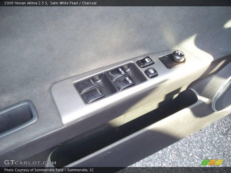 Satin White Pearl / Charcoal 2006 Nissan Altima 2.5 S