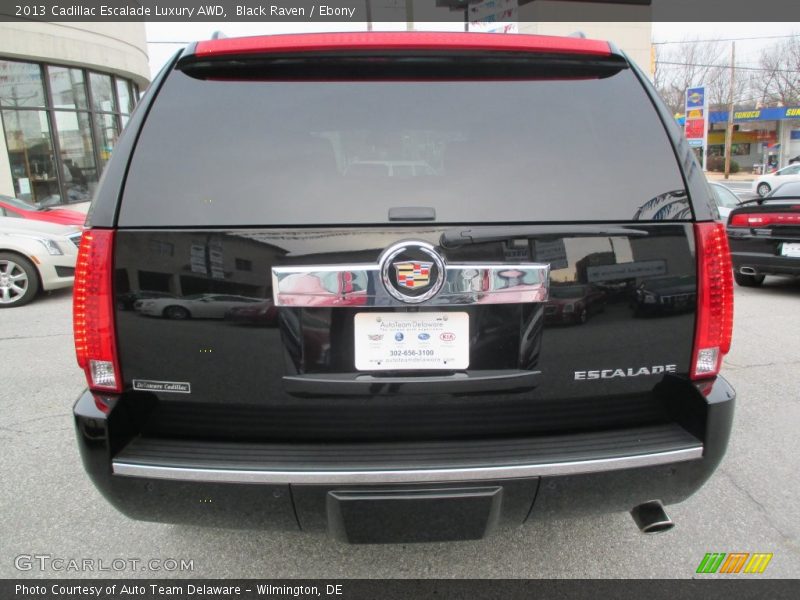 Black Raven / Ebony 2013 Cadillac Escalade Luxury AWD