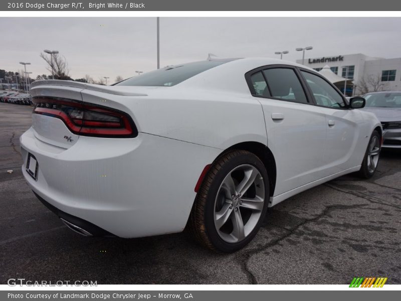 Bright White / Black 2016 Dodge Charger R/T