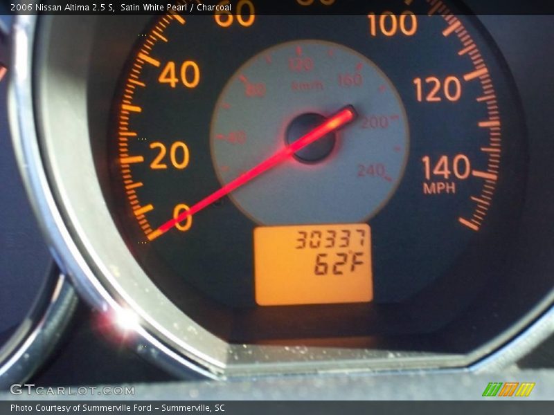 Satin White Pearl / Charcoal 2006 Nissan Altima 2.5 S