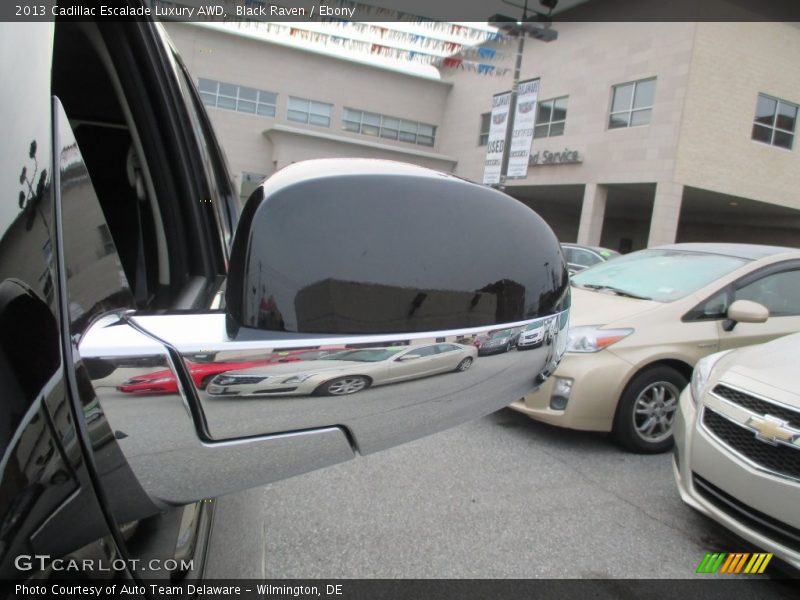 Black Raven / Ebony 2013 Cadillac Escalade Luxury AWD