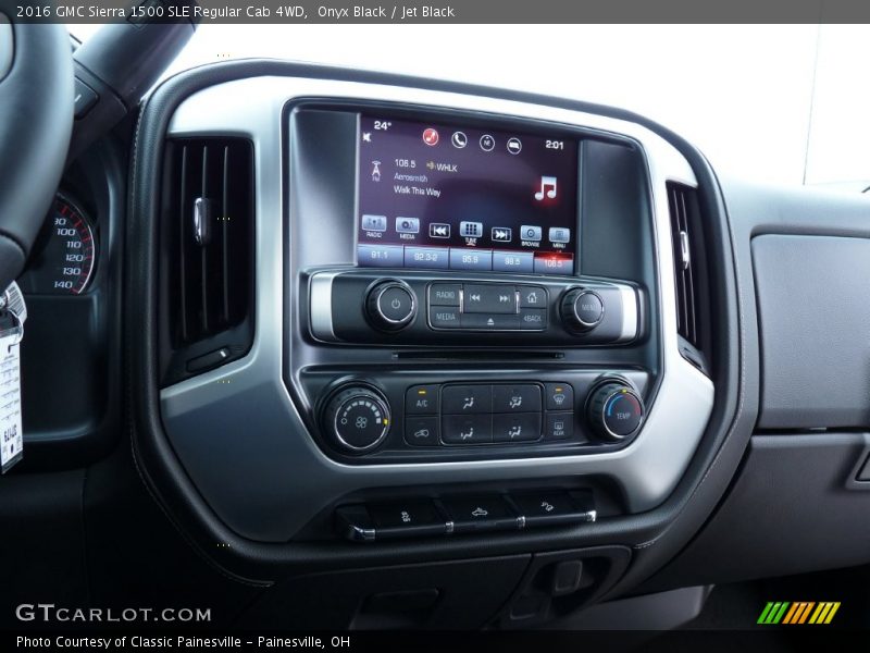 Controls of 2016 Sierra 1500 SLE Regular Cab 4WD