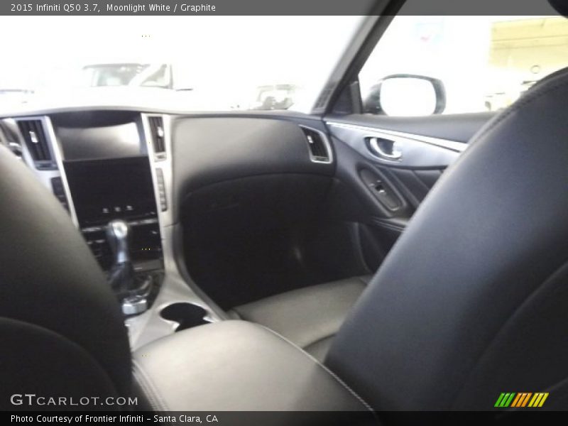 Moonlight White / Graphite 2015 Infiniti Q50 3.7