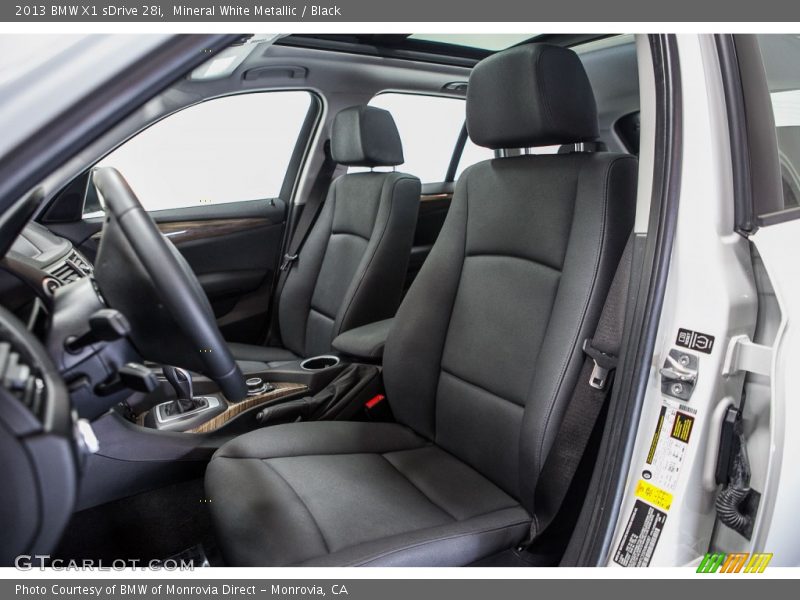 Mineral White Metallic / Black 2013 BMW X1 sDrive 28i