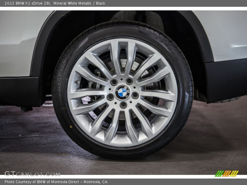 Mineral White Metallic / Black 2013 BMW X1 sDrive 28i