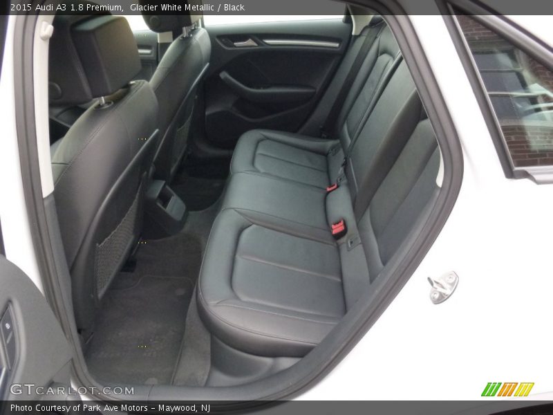 Glacier White Metallic / Black 2015 Audi A3 1.8 Premium