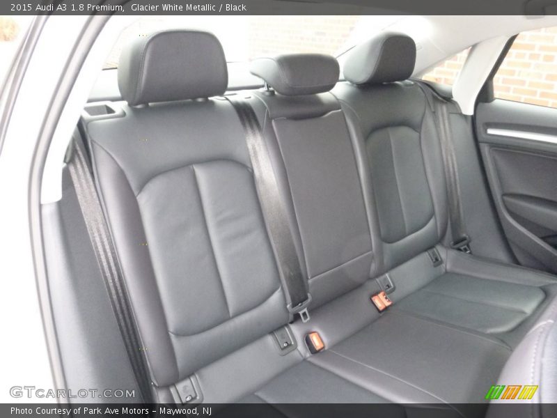 Glacier White Metallic / Black 2015 Audi A3 1.8 Premium