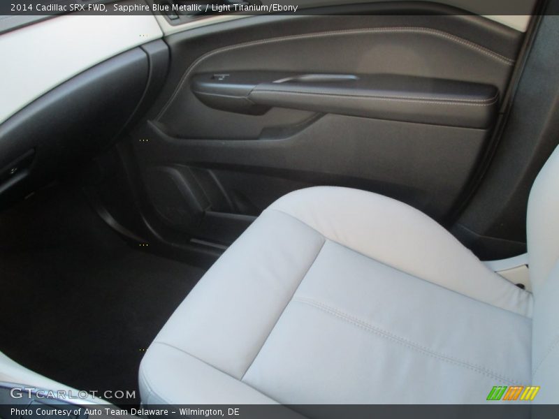 Sapphire Blue Metallic / Light Titanium/Ebony 2014 Cadillac SRX FWD