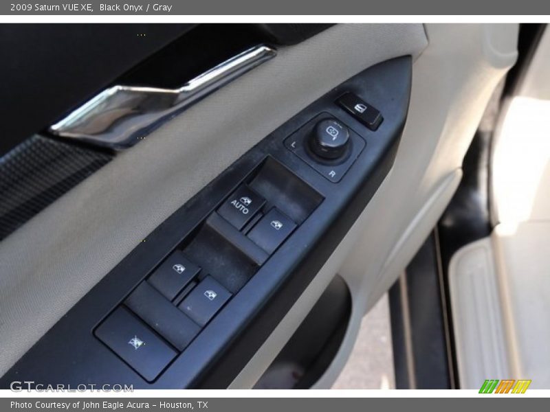 Black Onyx / Gray 2009 Saturn VUE XE