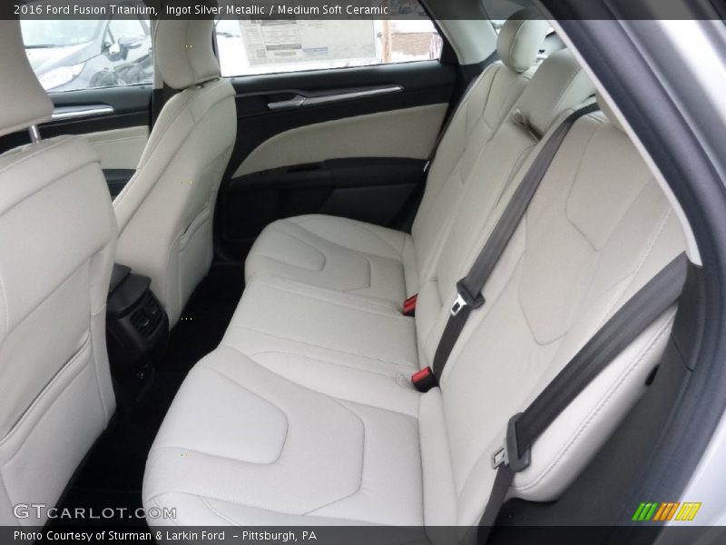 Ingot Silver Metallic / Medium Soft Ceramic 2016 Ford Fusion Titanium