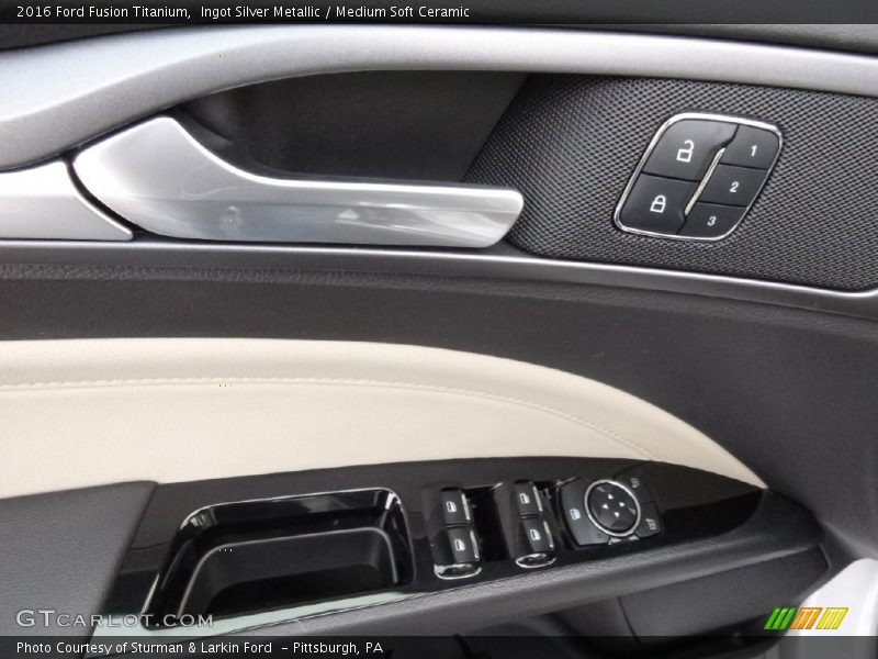 Ingot Silver Metallic / Medium Soft Ceramic 2016 Ford Fusion Titanium