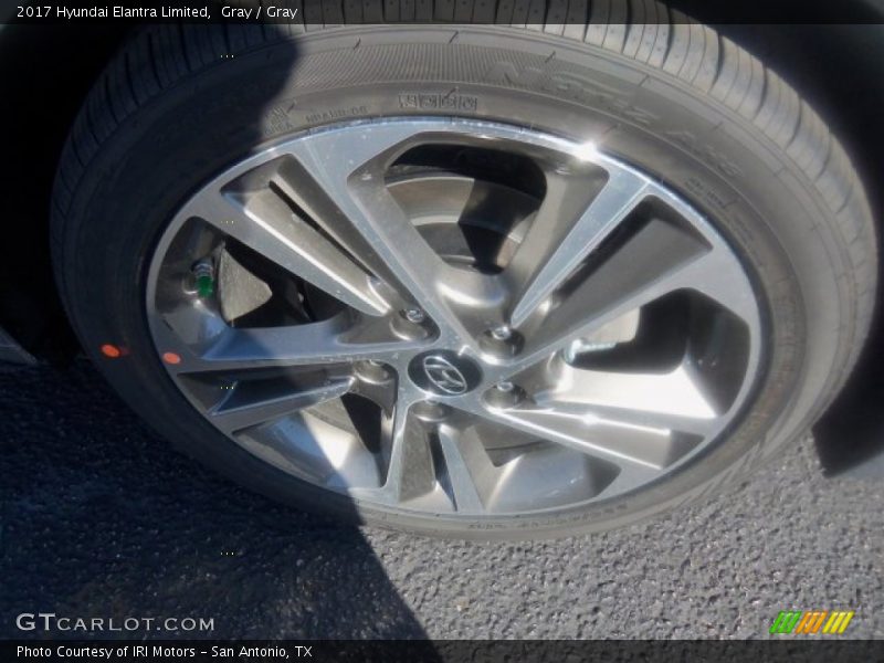 Gray / Gray 2017 Hyundai Elantra Limited