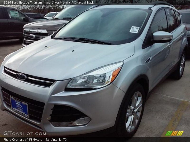 Ingot Silver Metallic / Charcoal Black 2016 Ford Escape Titanium