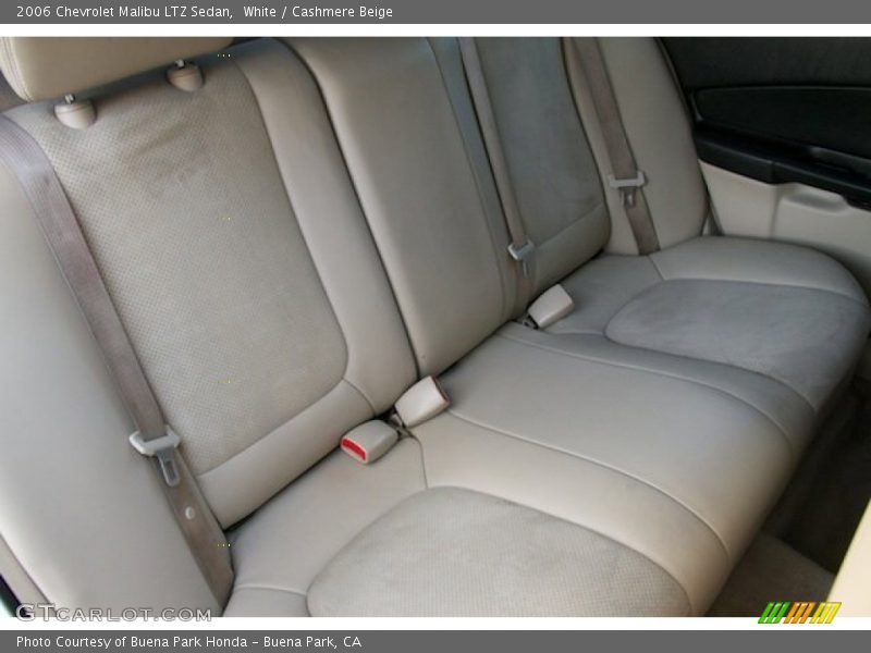 White / Cashmere Beige 2006 Chevrolet Malibu LTZ Sedan