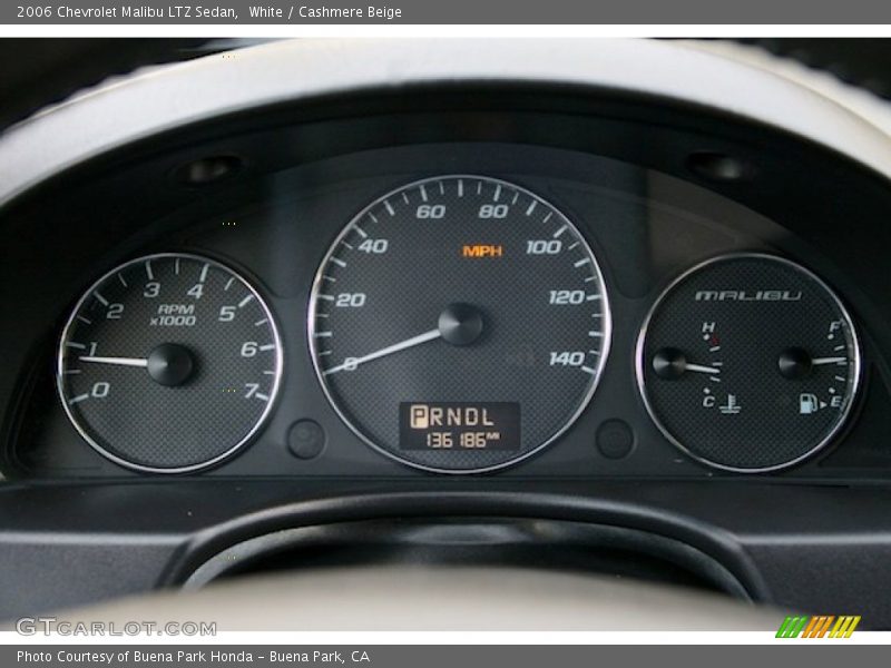 White / Cashmere Beige 2006 Chevrolet Malibu LTZ Sedan
