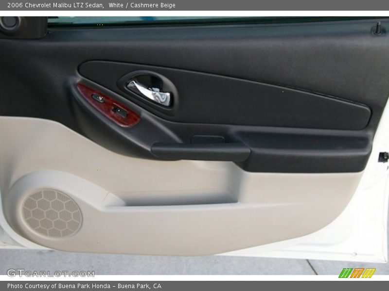 White / Cashmere Beige 2006 Chevrolet Malibu LTZ Sedan