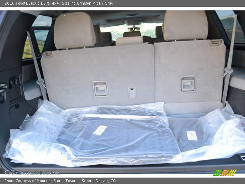 Sizzling Crimson Mica / Gray 2016 Toyota Sequoia SR5 4x4