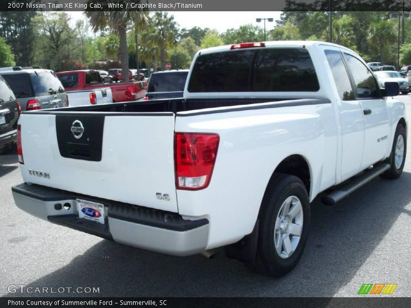 White / Graphite Black/Titanium 2007 Nissan Titan XE King Cab