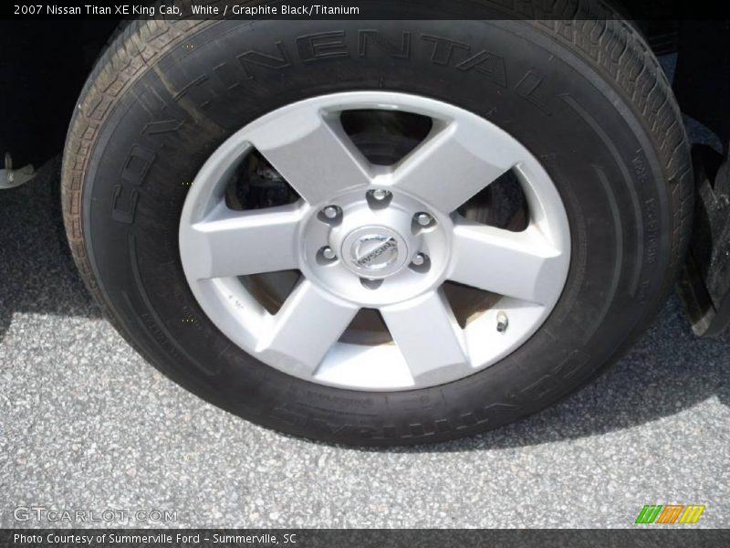 White / Graphite Black/Titanium 2007 Nissan Titan XE King Cab