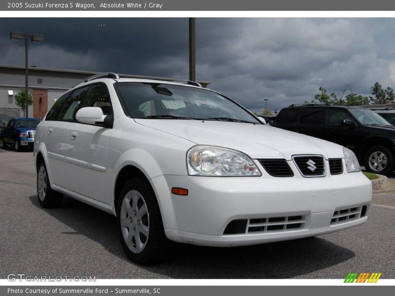 Absolute White / Gray 2005 Suzuki Forenza S Wagon