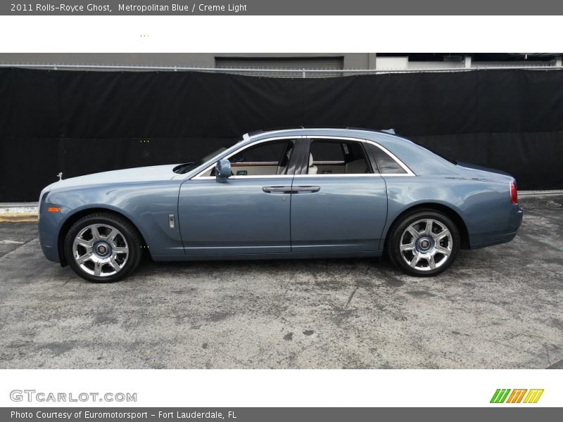 Metropolitan Blue / Creme Light 2011 Rolls-Royce Ghost