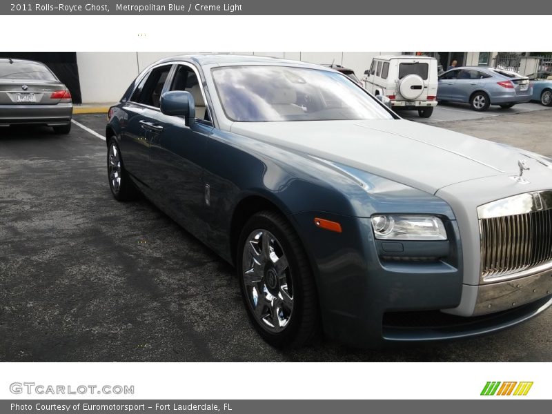 Metropolitan Blue / Creme Light 2011 Rolls-Royce Ghost