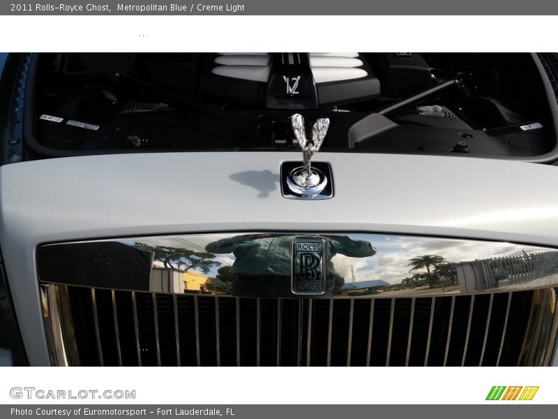 Metropolitan Blue / Creme Light 2011 Rolls-Royce Ghost