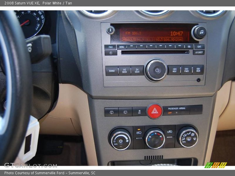 Polar White / Tan 2008 Saturn VUE XE