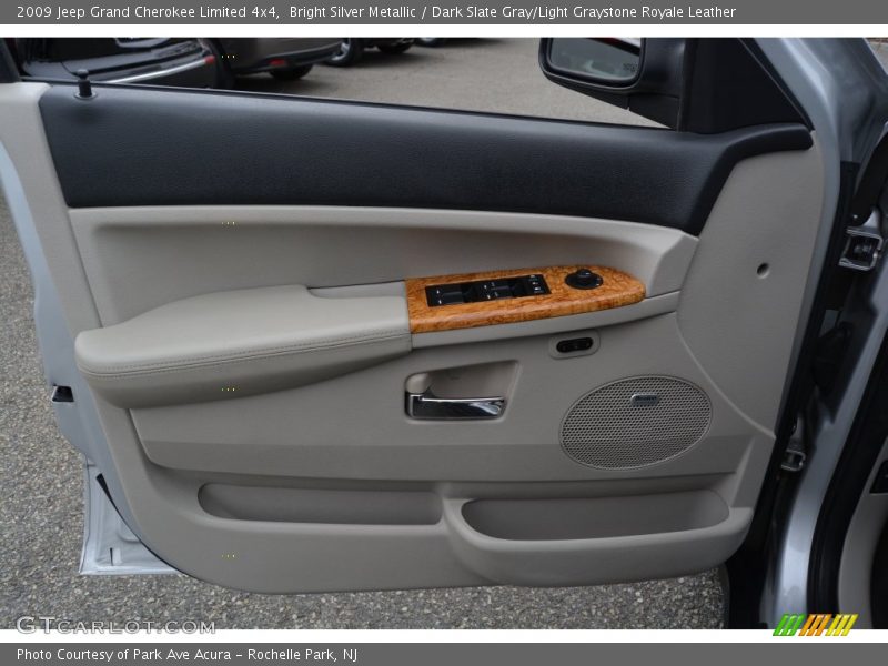Bright Silver Metallic / Dark Slate Gray/Light Graystone Royale Leather 2009 Jeep Grand Cherokee Limited 4x4