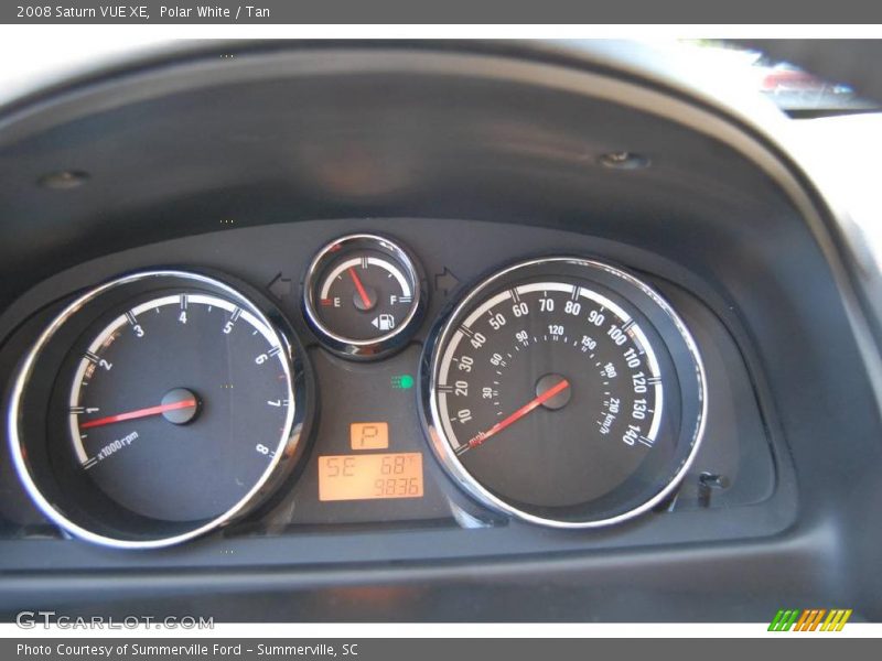 Polar White / Tan 2008 Saturn VUE XE