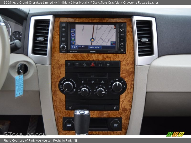 Bright Silver Metallic / Dark Slate Gray/Light Graystone Royale Leather 2009 Jeep Grand Cherokee Limited 4x4