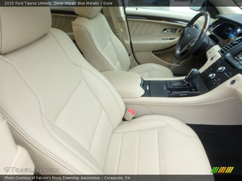 Deep Impact Blue Metallic / Dune 2015 Ford Taurus Limited