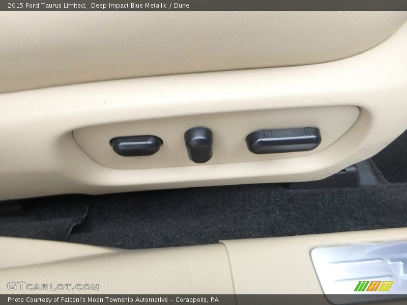 Deep Impact Blue Metallic / Dune 2015 Ford Taurus Limited