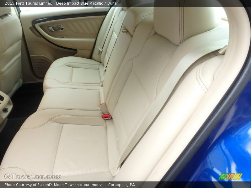 Deep Impact Blue Metallic / Dune 2015 Ford Taurus Limited