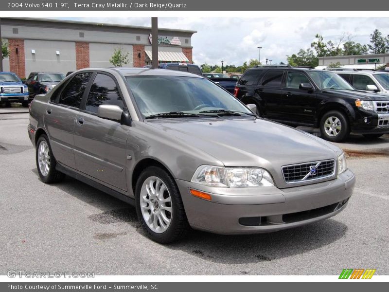Terra Gray Metallic / Dark Beige/Quartz 2004 Volvo S40 1.9T