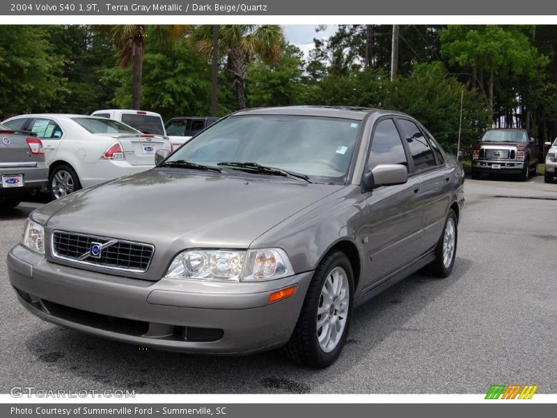 Terra Gray Metallic / Dark Beige/Quartz 2004 Volvo S40 1.9T