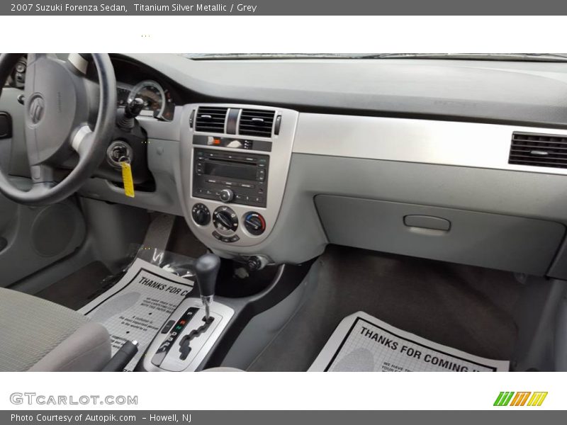 Titanium Silver Metallic / Grey 2007 Suzuki Forenza Sedan