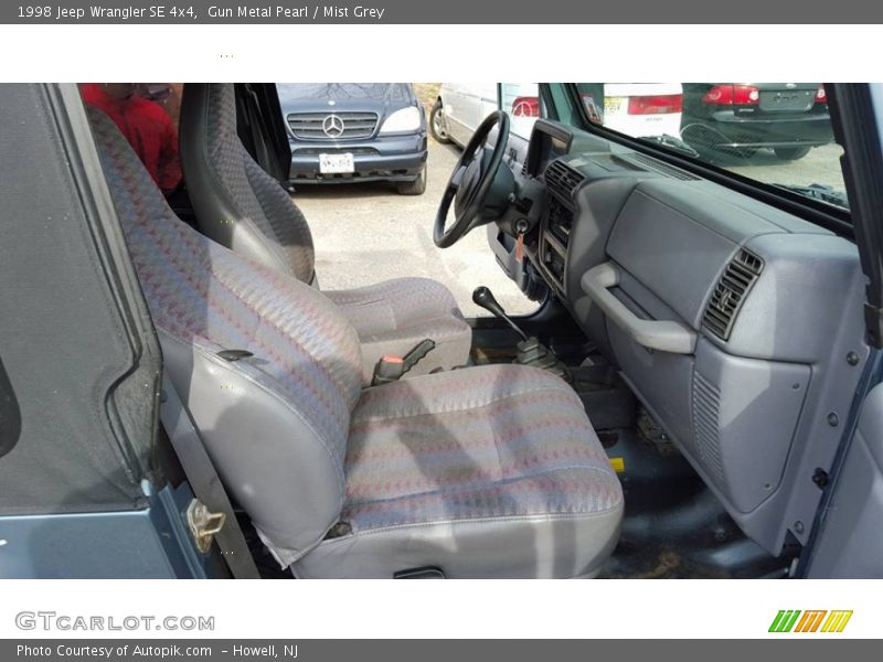 Gun Metal Pearl / Mist Grey 1998 Jeep Wrangler SE 4x4