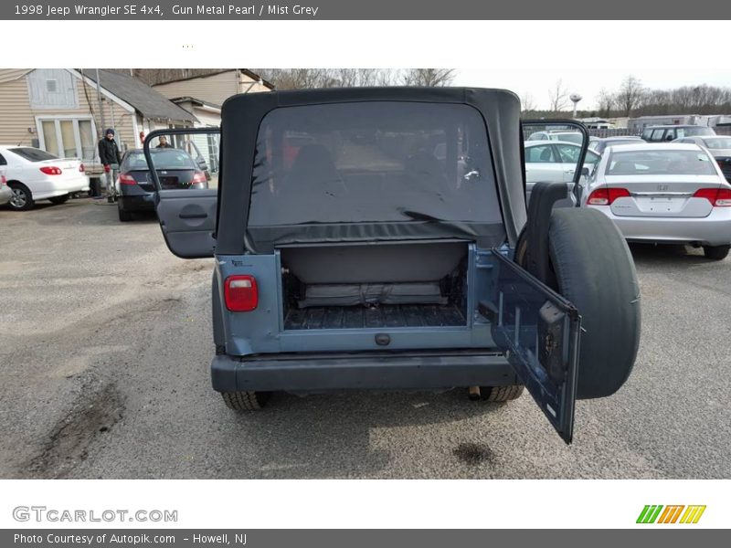 Gun Metal Pearl / Mist Grey 1998 Jeep Wrangler SE 4x4