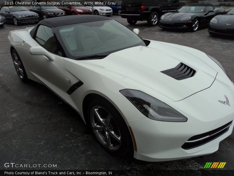 Arctic White / Gray 2015 Chevrolet Corvette Stingray Convertible