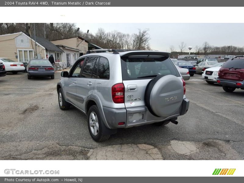 Titanium Metallic / Dark Charcoal 2004 Toyota RAV4 4WD